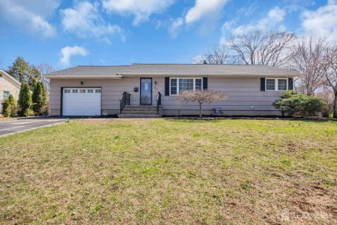 267 Tabb Avenue Piscataway NJ 08854