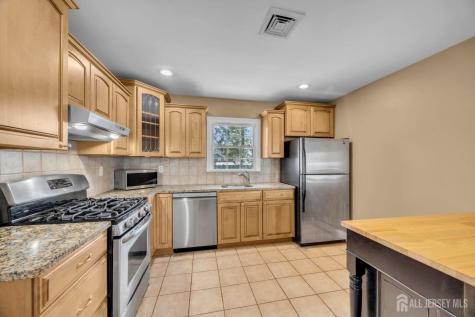 267 Tabb Avenue Piscataway NJ 08854