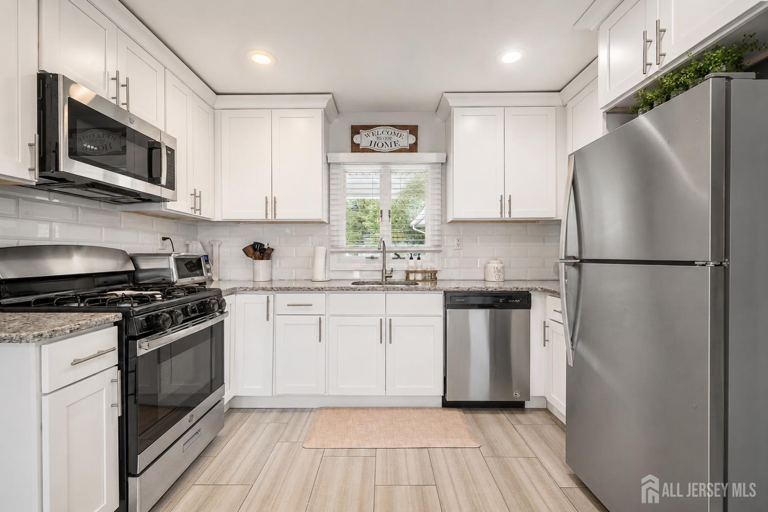 164 Idlebrook Lane Aberdeen NJ 07747