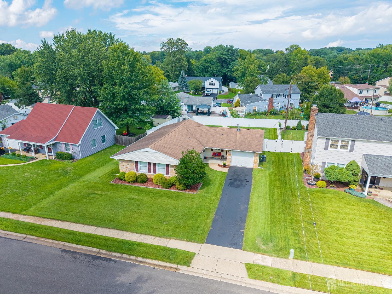 164 Idlebrook Lane Aberdeen NJ 07747