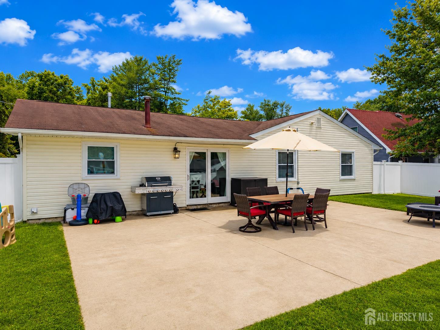 164 Idlebrook Lane Aberdeen NJ 07747
