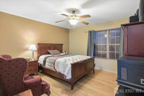 15 Congress Lane South River NJ 08882