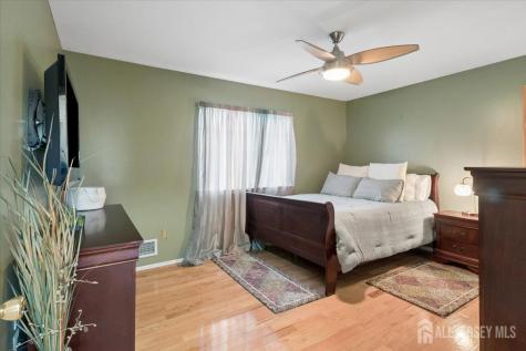 15 Congress Lane South River NJ 08882