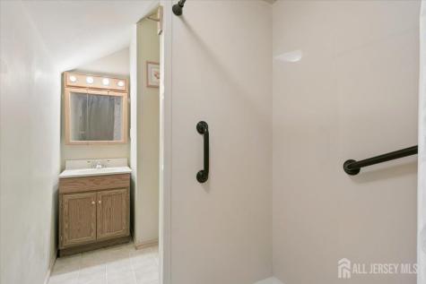 15 Congress Lane South River NJ 08882