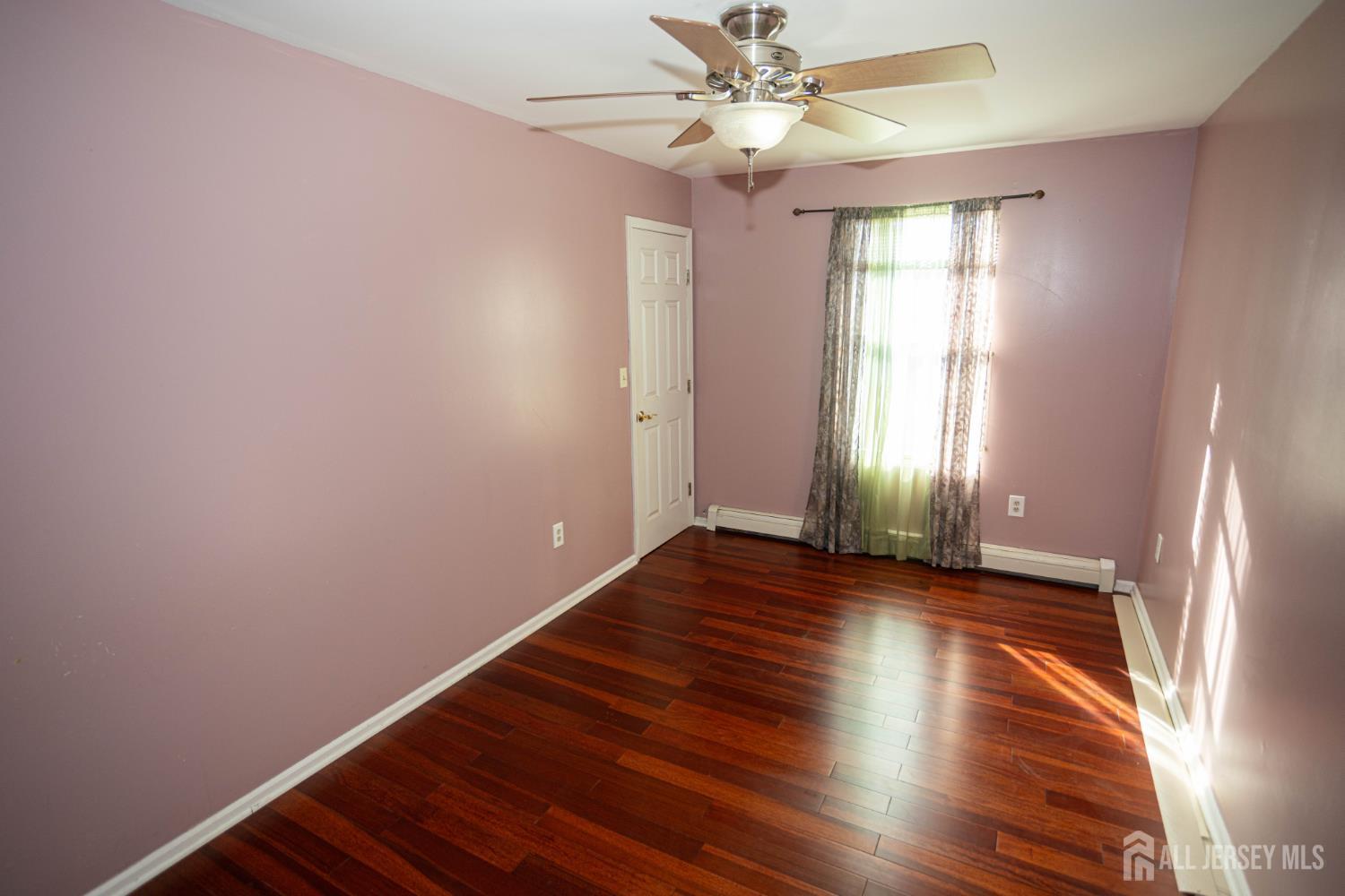 12 Jacobson Street Sayreville NJ 08872