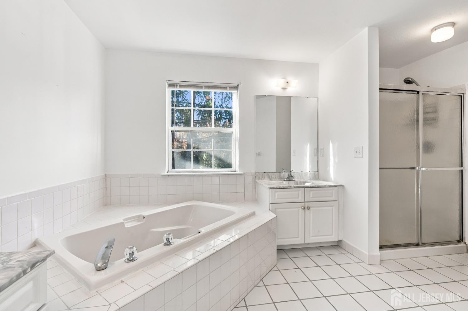 184 Prestwick Way Edison NJ 08820