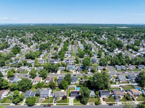 166 Cindy Street Old Bridge NJ 08857