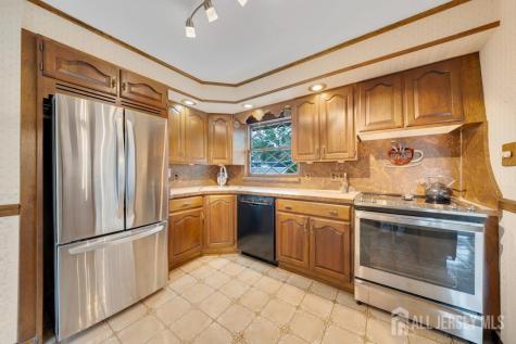 11 Kilmer Drive Colonia NJ 07067