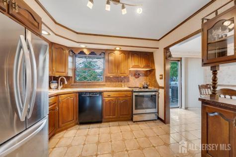 11 Kilmer Drive Colonia NJ 07067