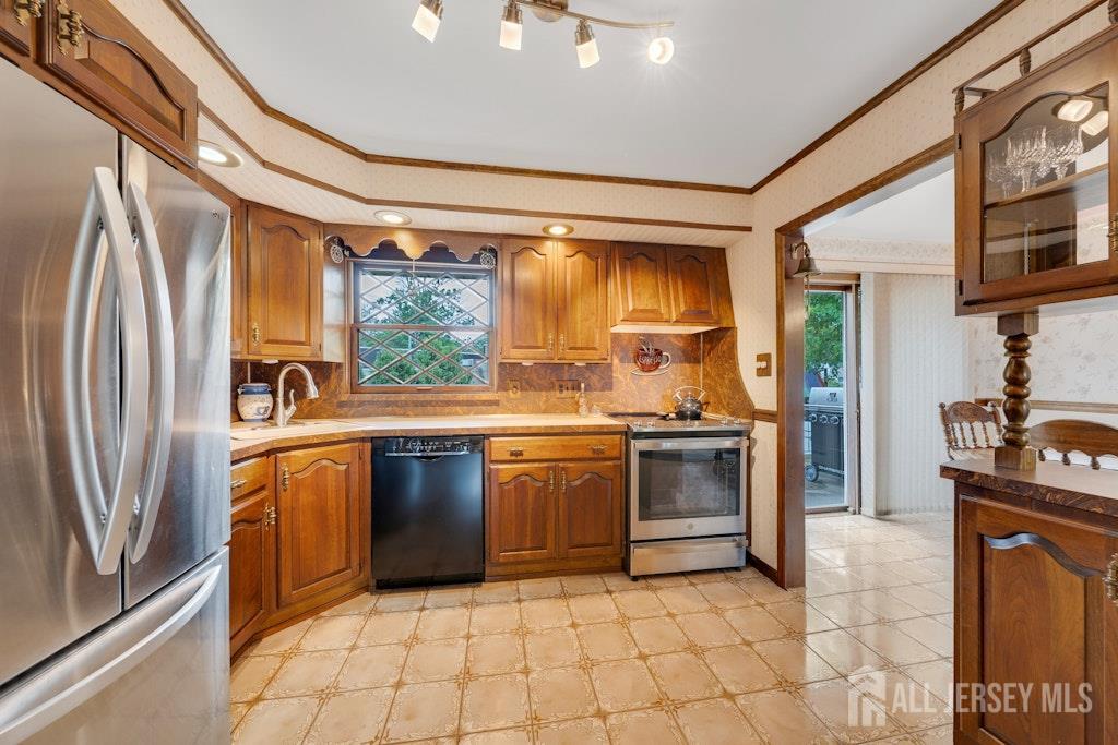 11 Kilmer Drive Colonia NJ 07067