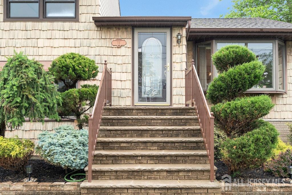 11 Kilmer Drive Colonia NJ 07067