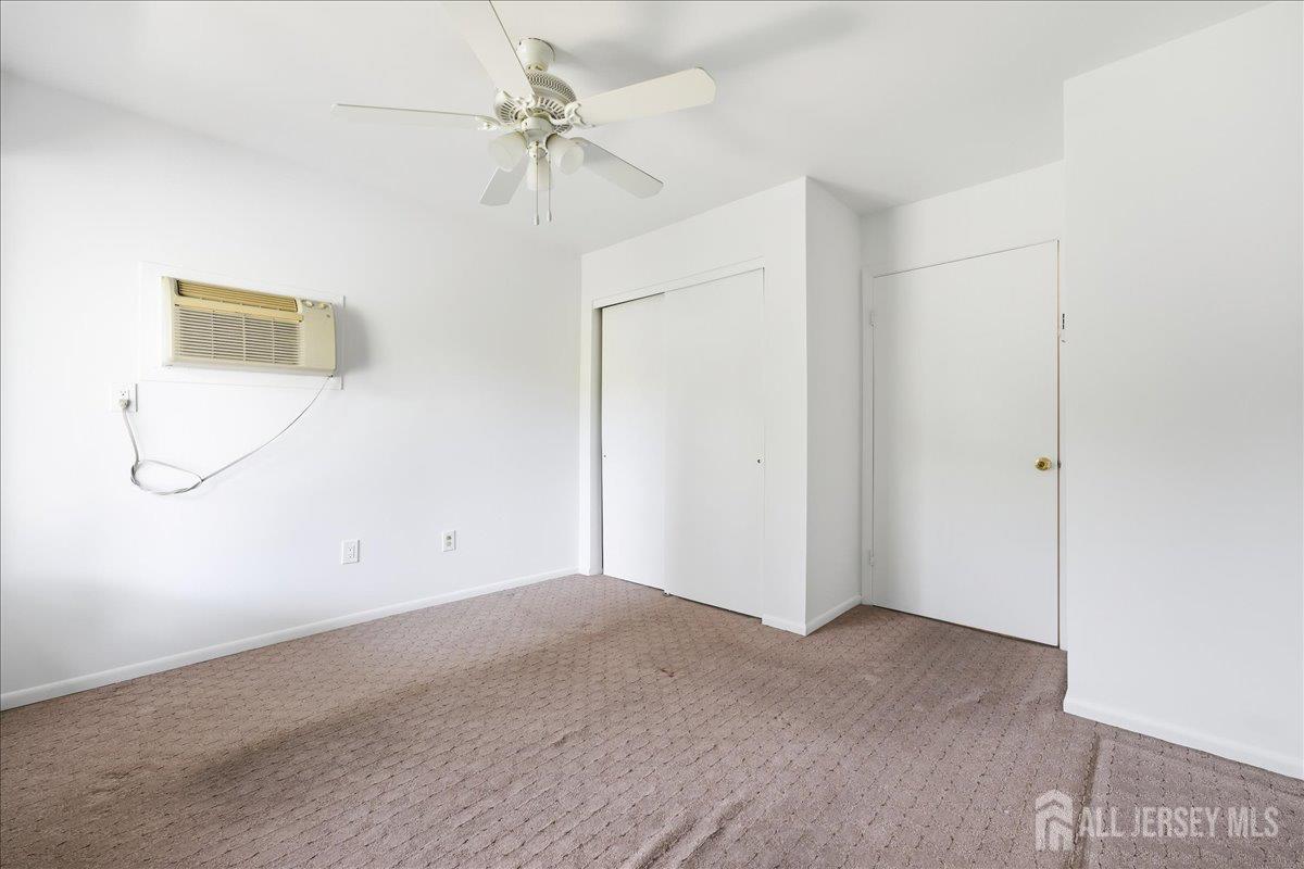 162 Cross Slope Court Manalapan NJ 07726