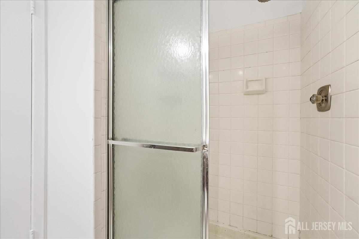 162 Cross Slope Court Manalapan NJ 07726