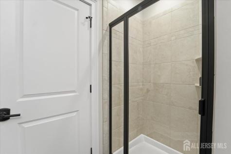 23 Claridge Lane Flemington NJ 08822
