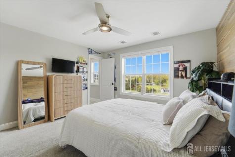 23 Claridge Lane Flemington NJ 08822