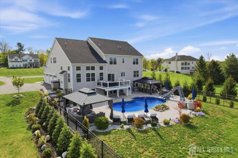 23 Claridge Lane Flemington NJ 08822