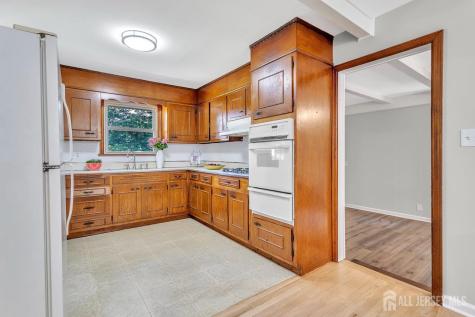 174 Hardenburg Lane East Brunswick NJ 08850