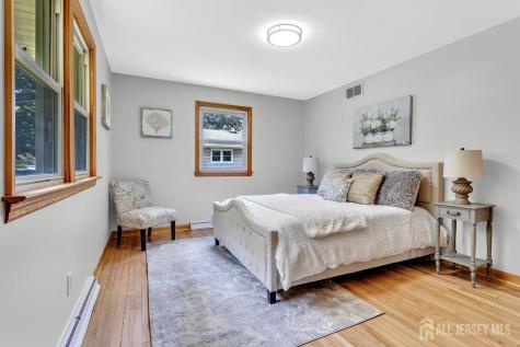 174 Hardenburg Lane East Brunswick NJ 08850