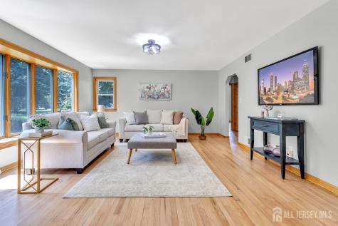 174 Hardenburg Lane East Brunswick NJ 08850