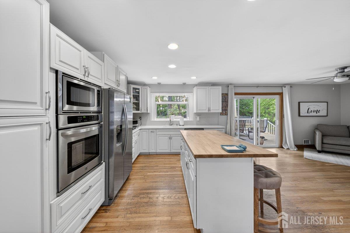 16 Dusko Drive Parlin NJ 08859