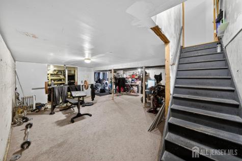 16 Dusko Drive Parlin NJ 08859
