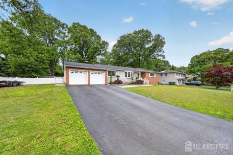 16 Dusko Drive Parlin NJ 08859