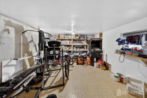 16 Dusko Drive Parlin NJ 08859