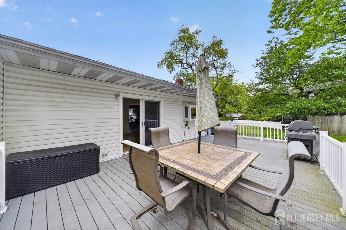 16 Dusko Drive Parlin NJ 08859