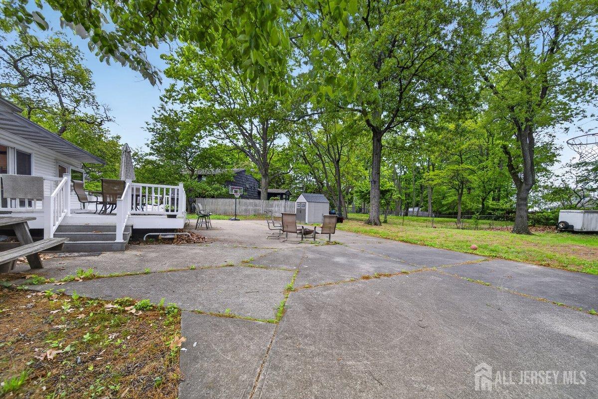 16 Dusko Drive Parlin NJ 08859
