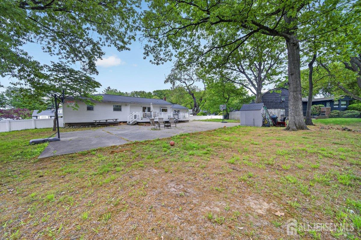 16 Dusko Drive Parlin NJ 08859