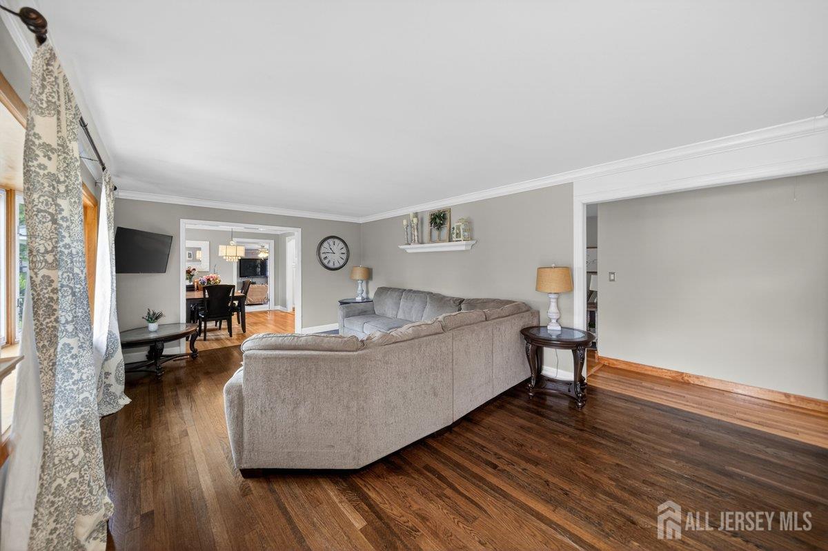 16 Dusko Drive Parlin NJ 08859