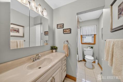 16 Dusko Drive Parlin NJ 08859