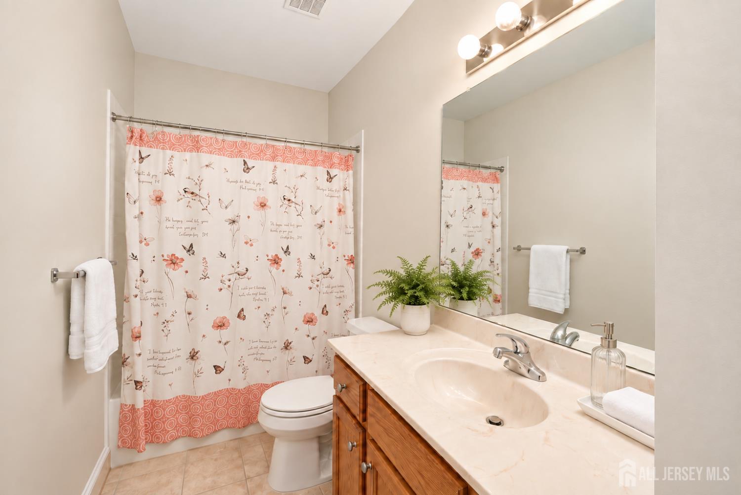 160 Kyle Court Monroe NJ 08831