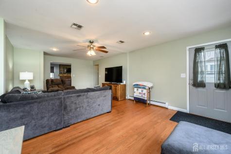 776 Harrell Avenue Woodbridge Proper NJ 07095