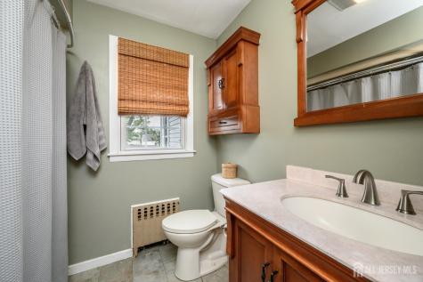 776 Harrell Avenue Woodbridge Proper NJ 07095