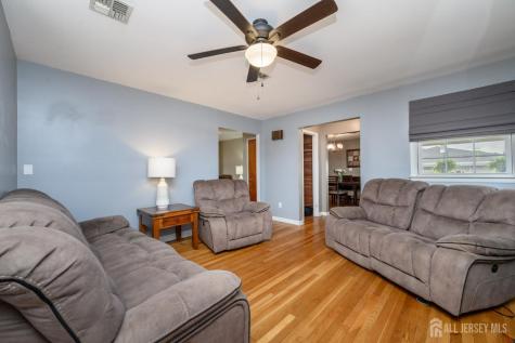 776 Harrell Avenue Woodbridge Proper NJ 07095