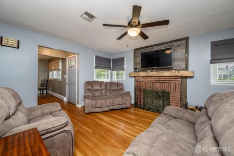 776 Harrell Avenue Woodbridge Proper NJ 07095