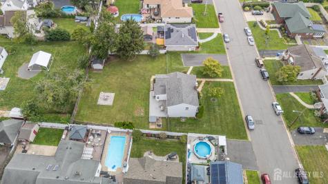 776 Harrell Avenue Woodbridge Proper NJ 07095