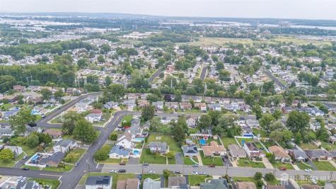 776 Harrell Avenue Woodbridge Proper NJ 07095