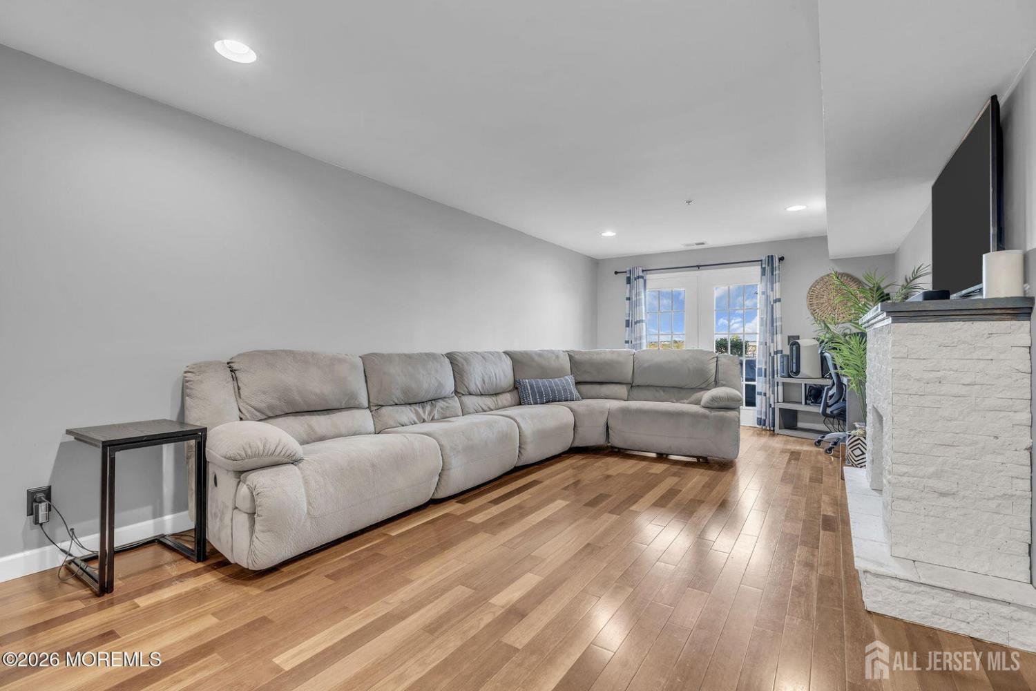 28 Raritan Reach Road South Amboy NJ 08879