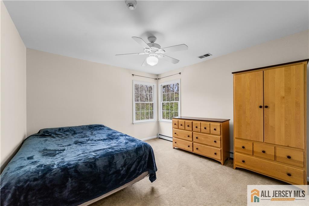 1 Pine View Court Monroe NJ 08831