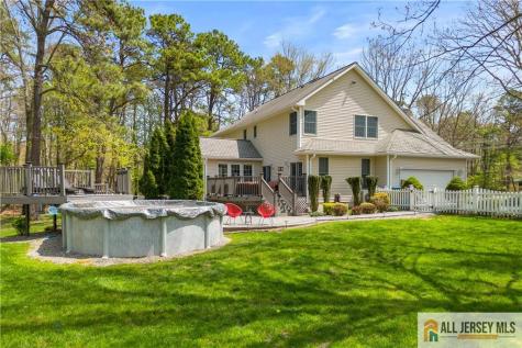 1 Pine View Court Monroe NJ 08831