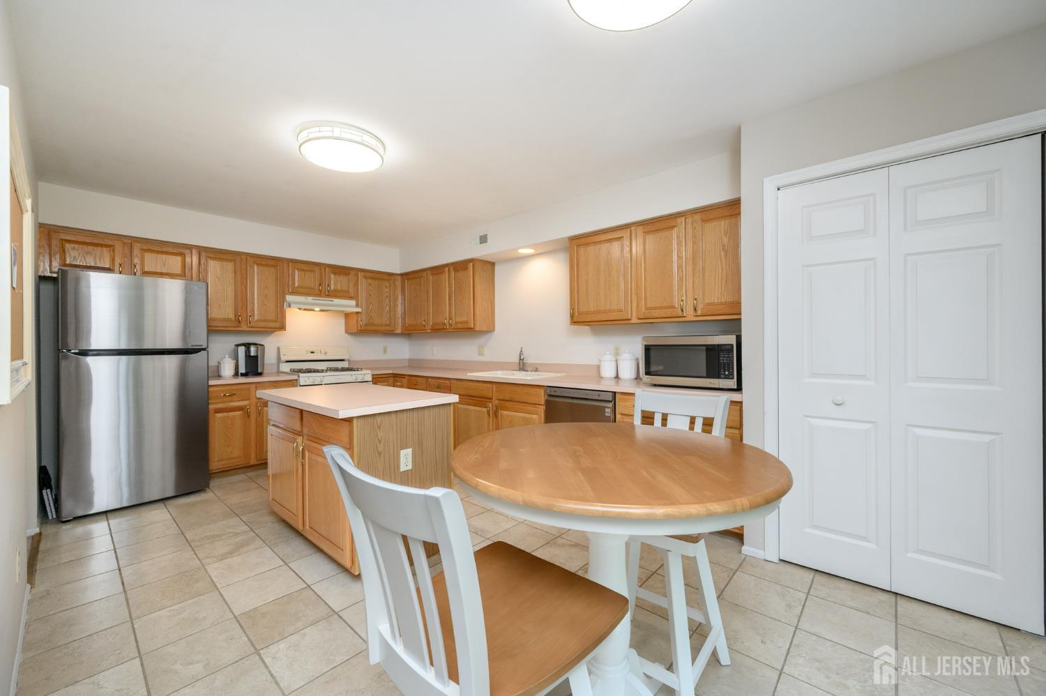 3807 Galloping Hill Lane Toms River NJ 08755