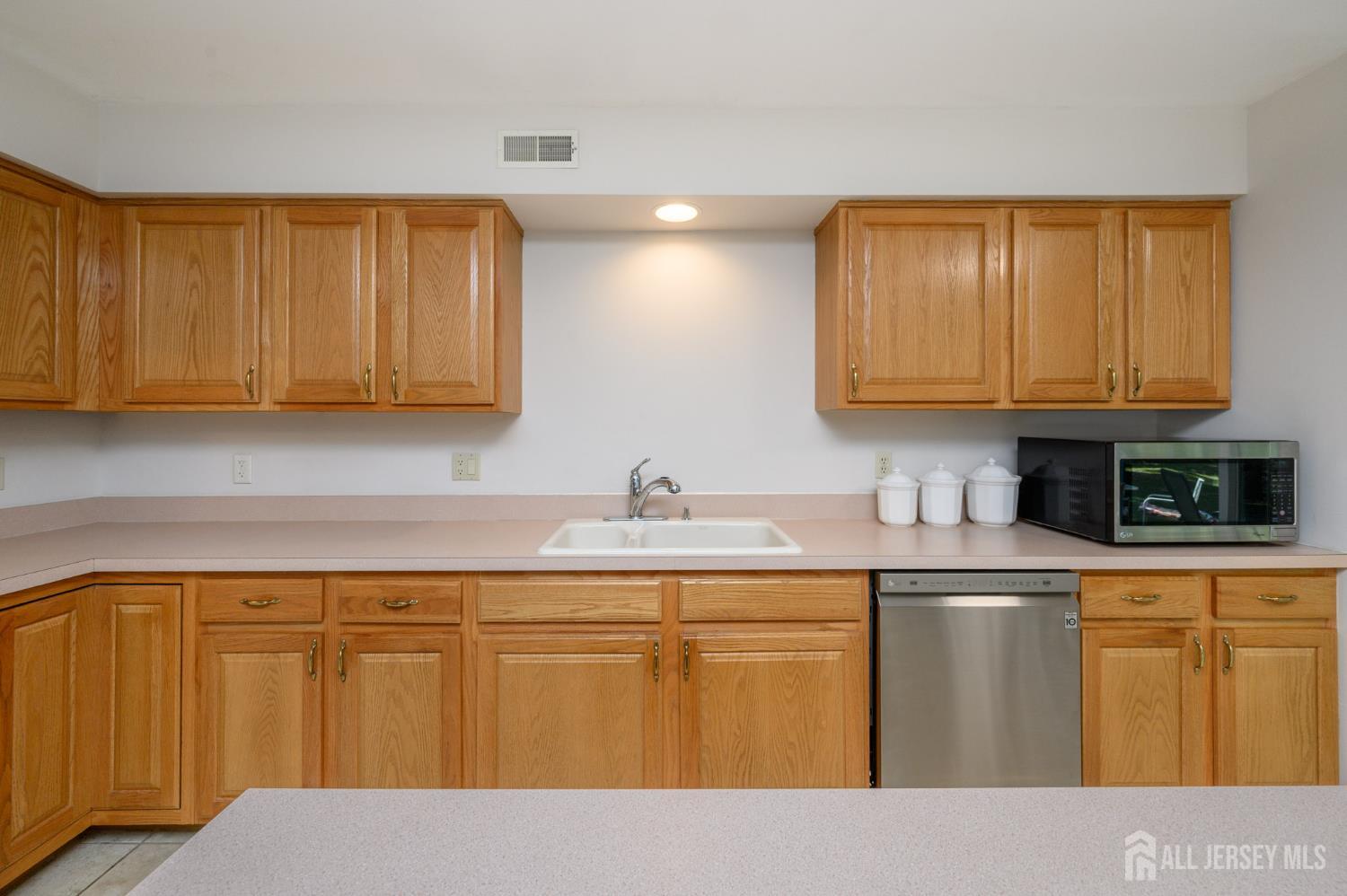 3807 Galloping Hill Lane Toms River NJ 08755
