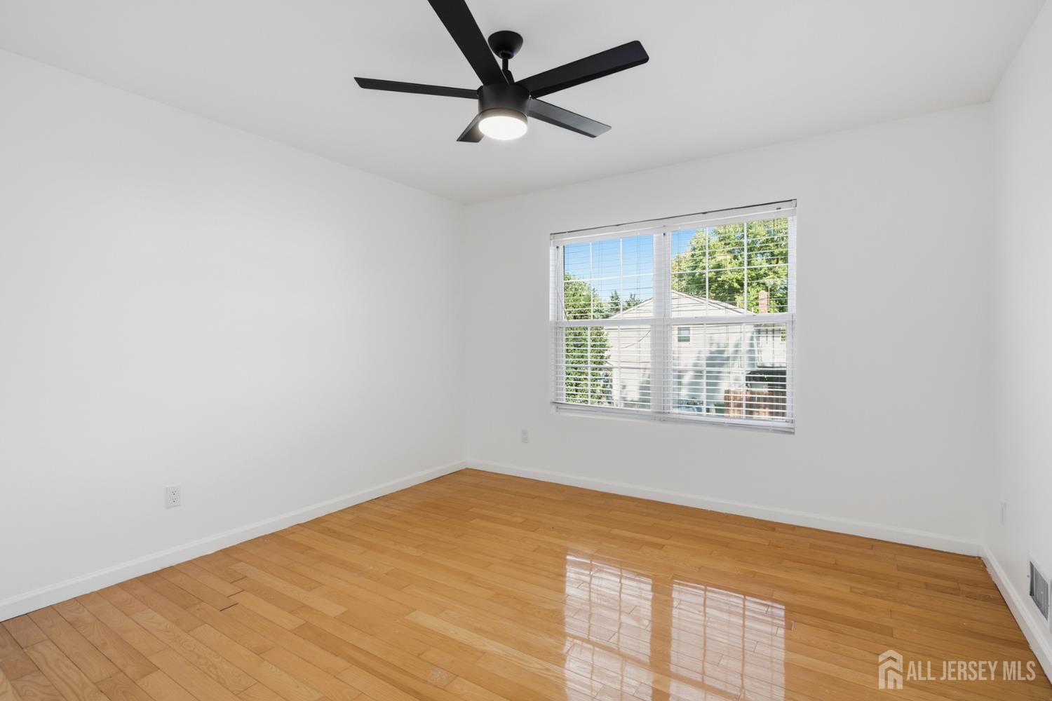 53 Bernard Avenue Edison NJ 08837