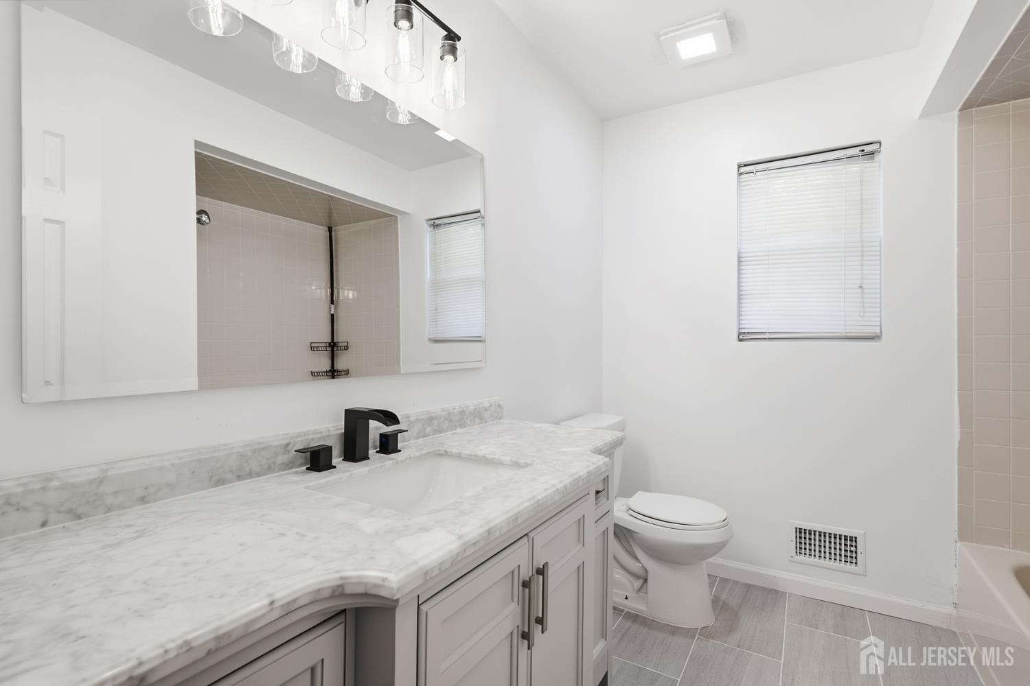53 Bernard Avenue Edison NJ 08837