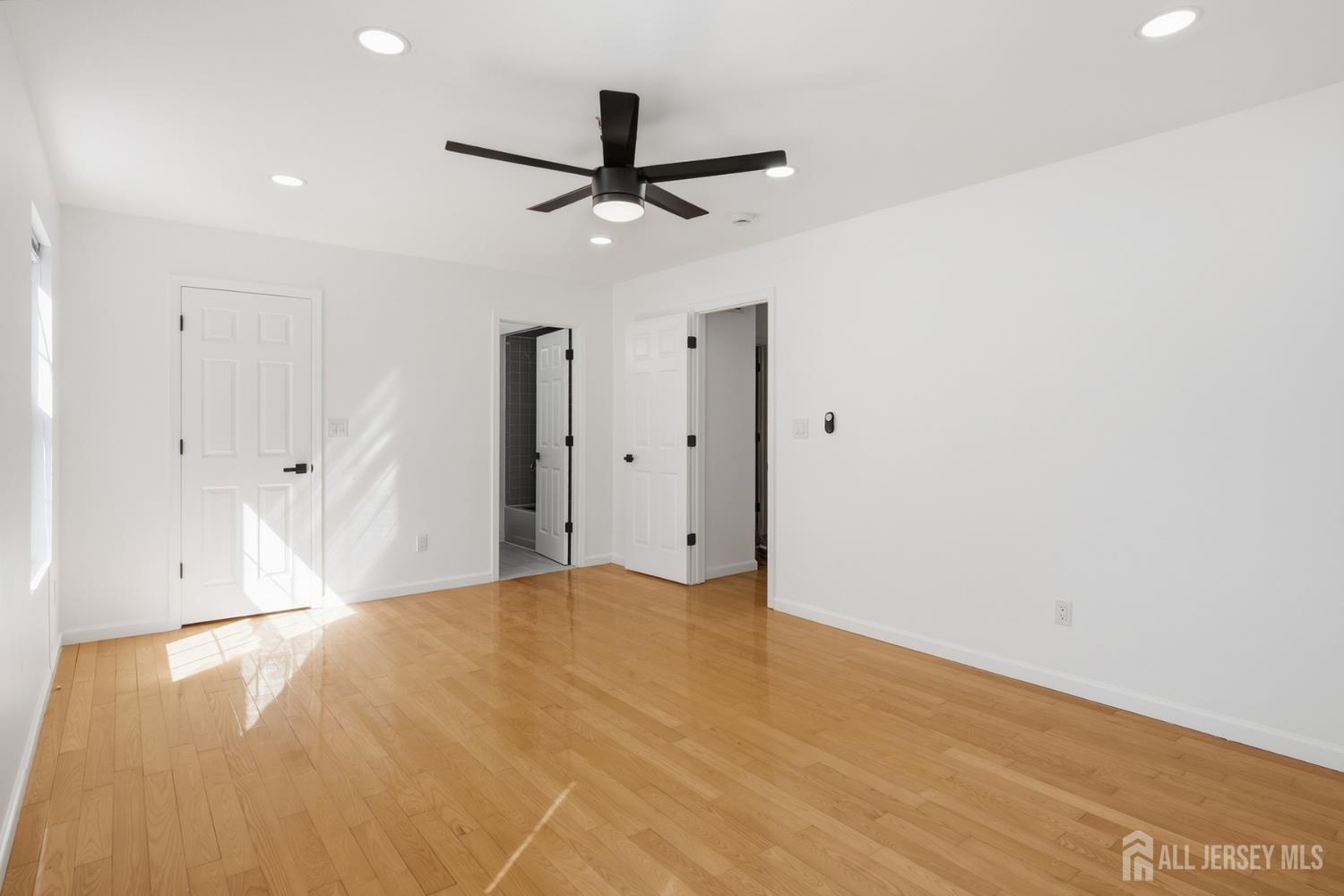 53 Bernard Avenue Edison NJ 08837