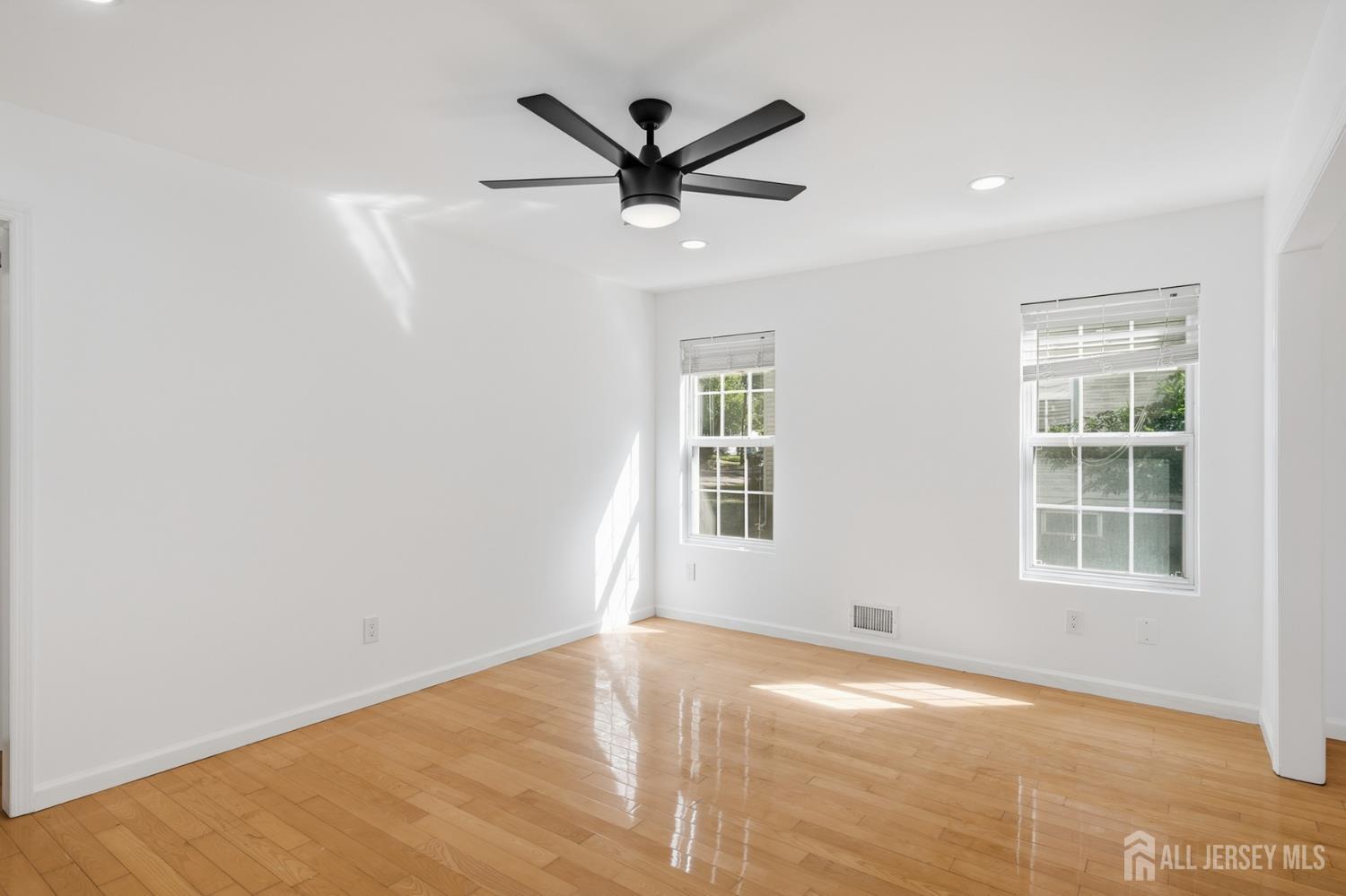 53 Bernard Avenue Edison NJ 08837