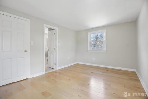 44 Colonia Place Colonia NJ 07067