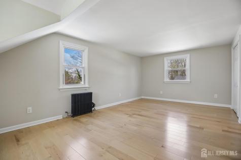 44 Colonia Place Colonia NJ 07067